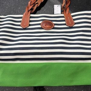 Dooney & Bourke Tote
